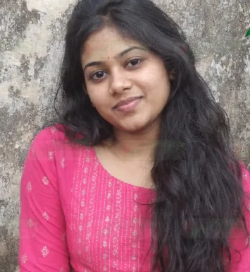 அப்பாவின் நண்பருடன் கள்ள தொடர்பு.. காது கூசும் கண்றாவி ஆடியோ..